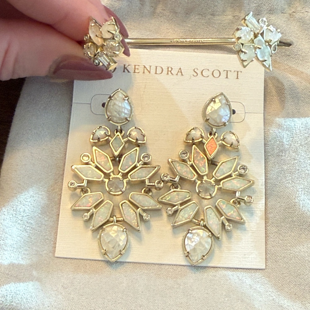 Kendra Scott Gold and White Statement Earrings - Picture 2 of 3